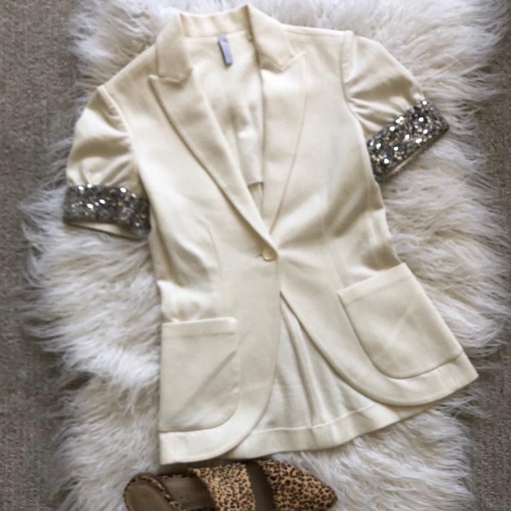 IISLI jacket
